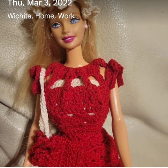 Barbie Outfit - Picture 1 of 2